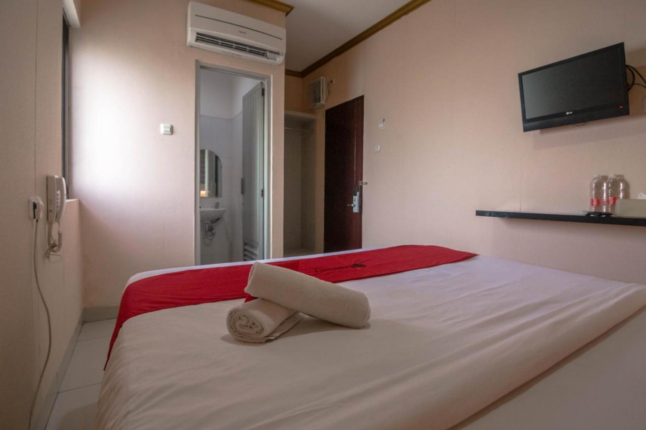 Reddoorz Near Rs Husada Jakarta Extérieur photo