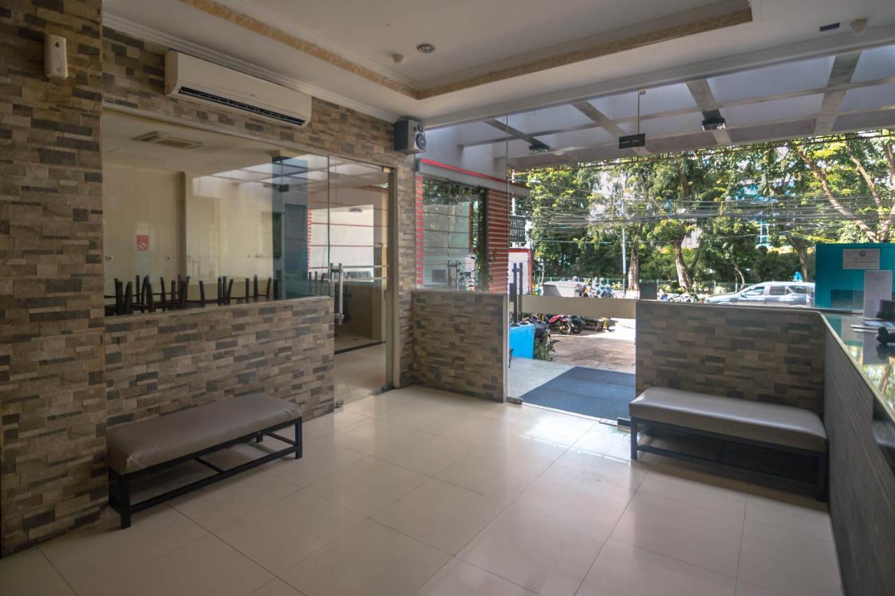 Reddoorz Near Rs Husada Jakarta Extérieur photo